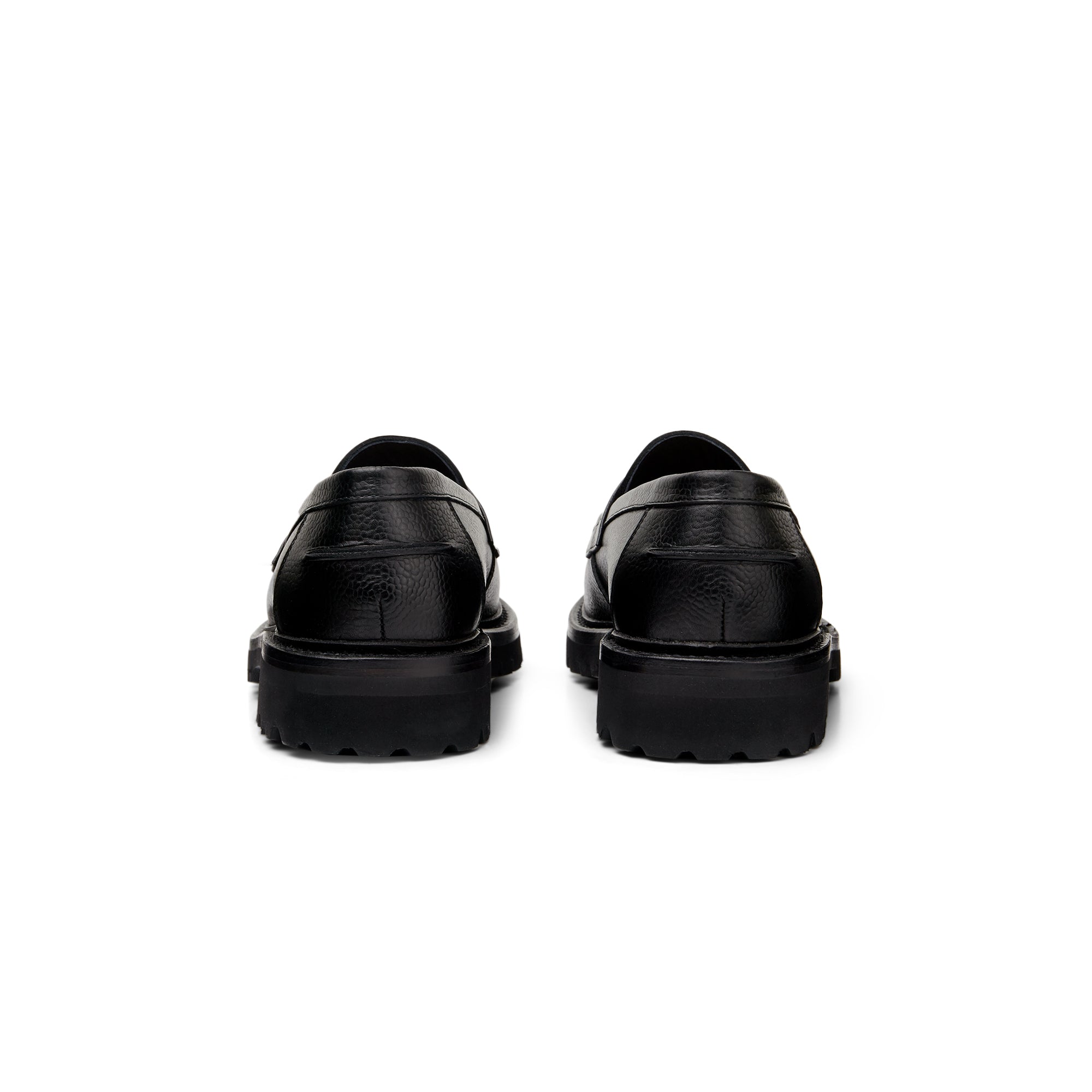 The Clásico Tassel Loafer, Onyx, Lug Sole