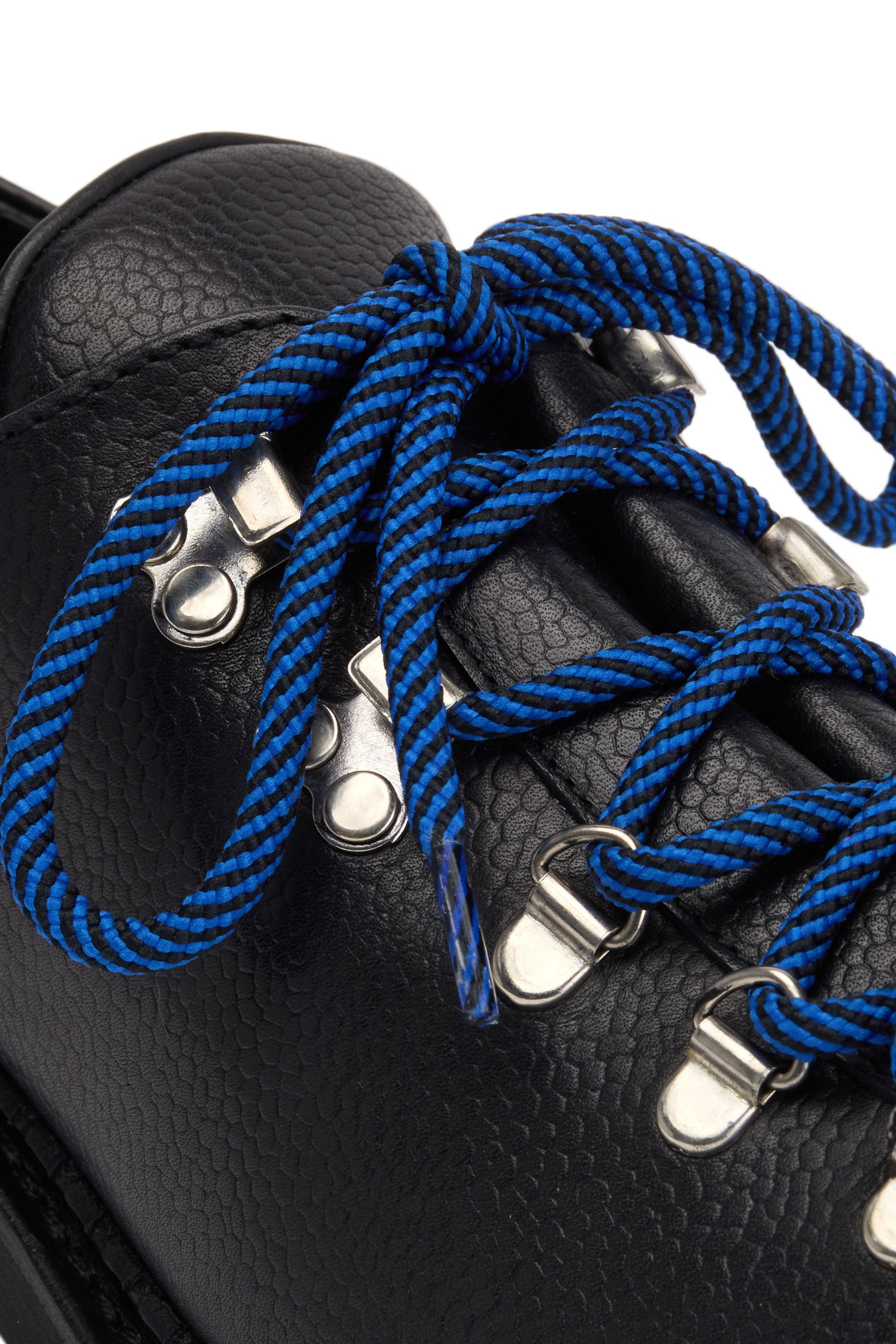 The City Hiker, Onyx