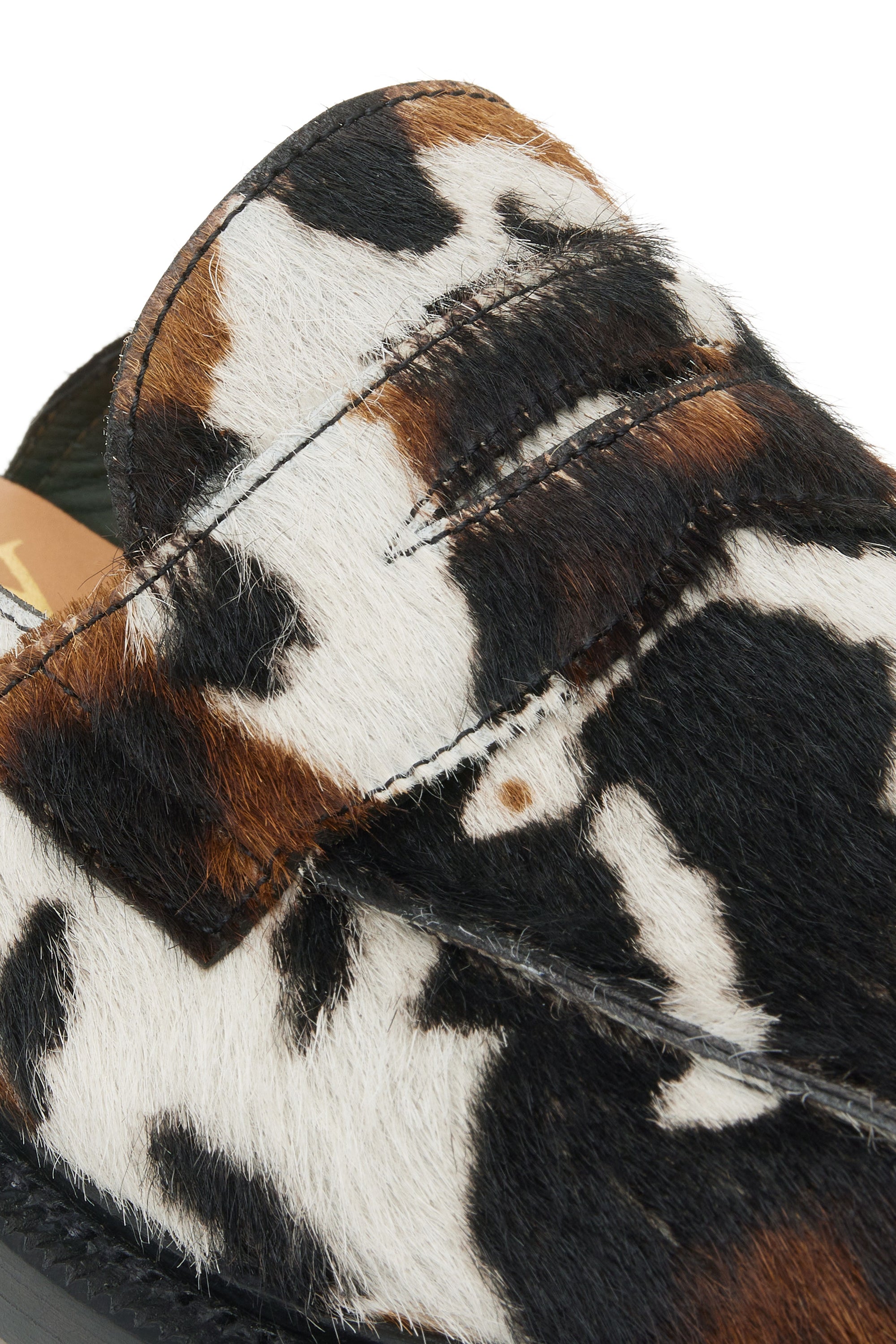 The Ellis Backless Mule, Bovine